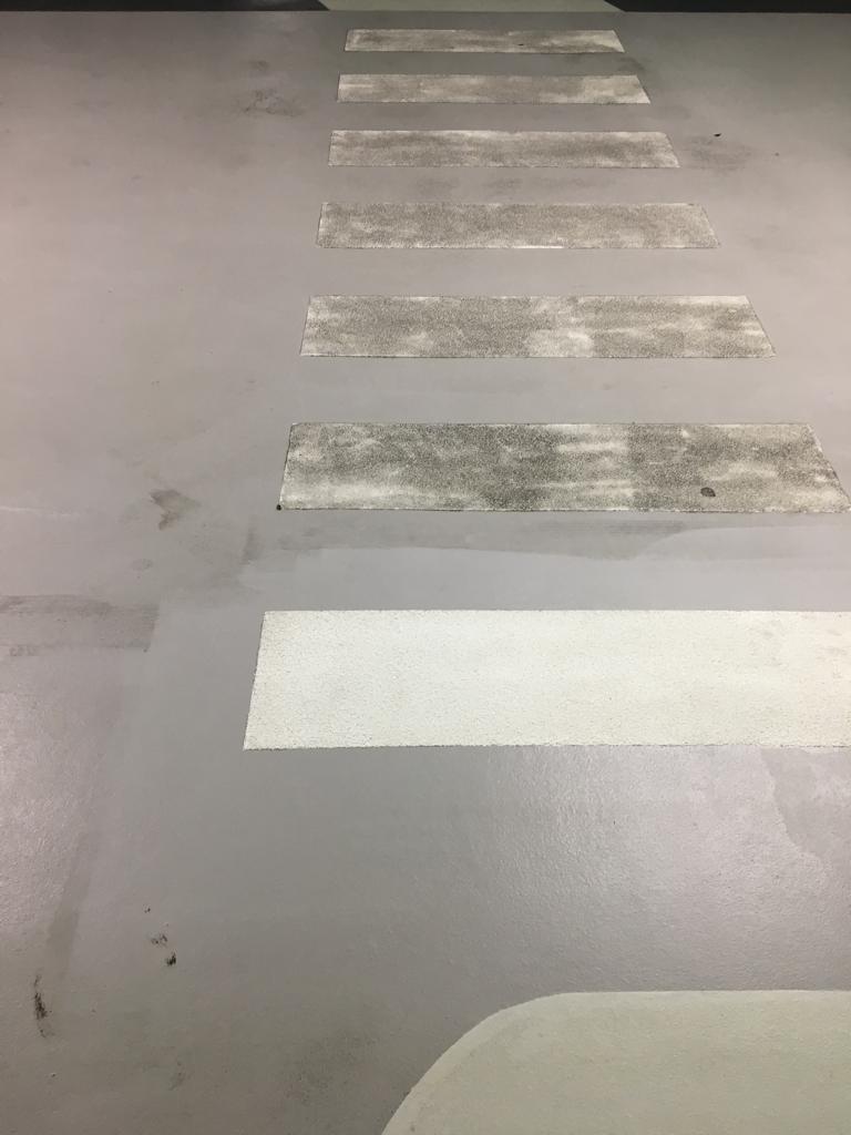 Kärcher RM 776 tegen rubber vervuiling